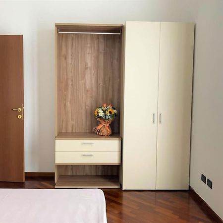 Appartamento Dante Cremona Exterior photo